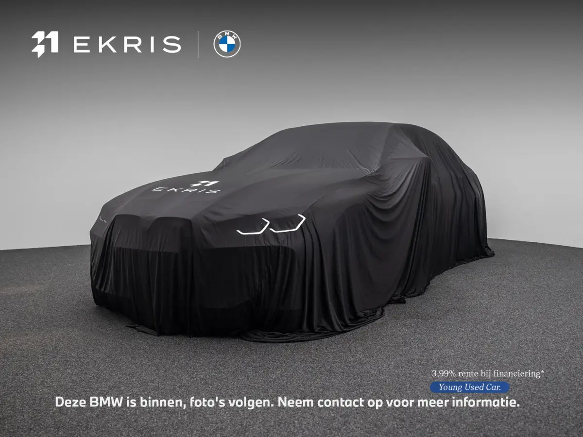 xDrive30 M Sportpakket | Innovation Pack | Comfort Pack | Travel Pack | Stuurwielrand verwarmd | Trekhaak | Panoramadak | Elektrisch Verstelbare Sportstoelen | Driving Assistant Professional