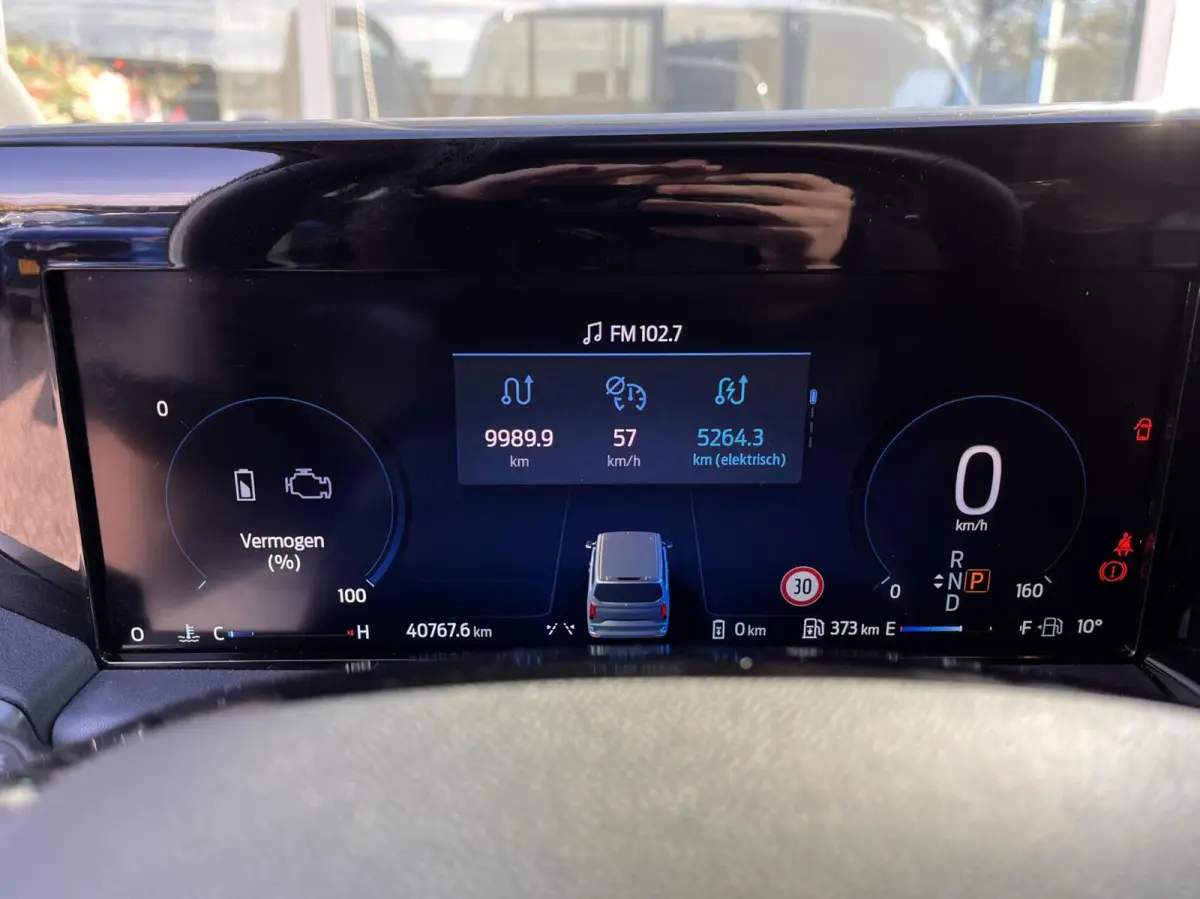 Tourneo 340 2.5 PHEV L2H1 Titanium X 233PK Emissiezonevrij!! Ex. BTW/incl. BPM 8Pers. Adaptieve Cruise Winterpack VOL leder 8 zitplaatsen verschuif/uitneembare stoelen Adaptieve Cruise Clima