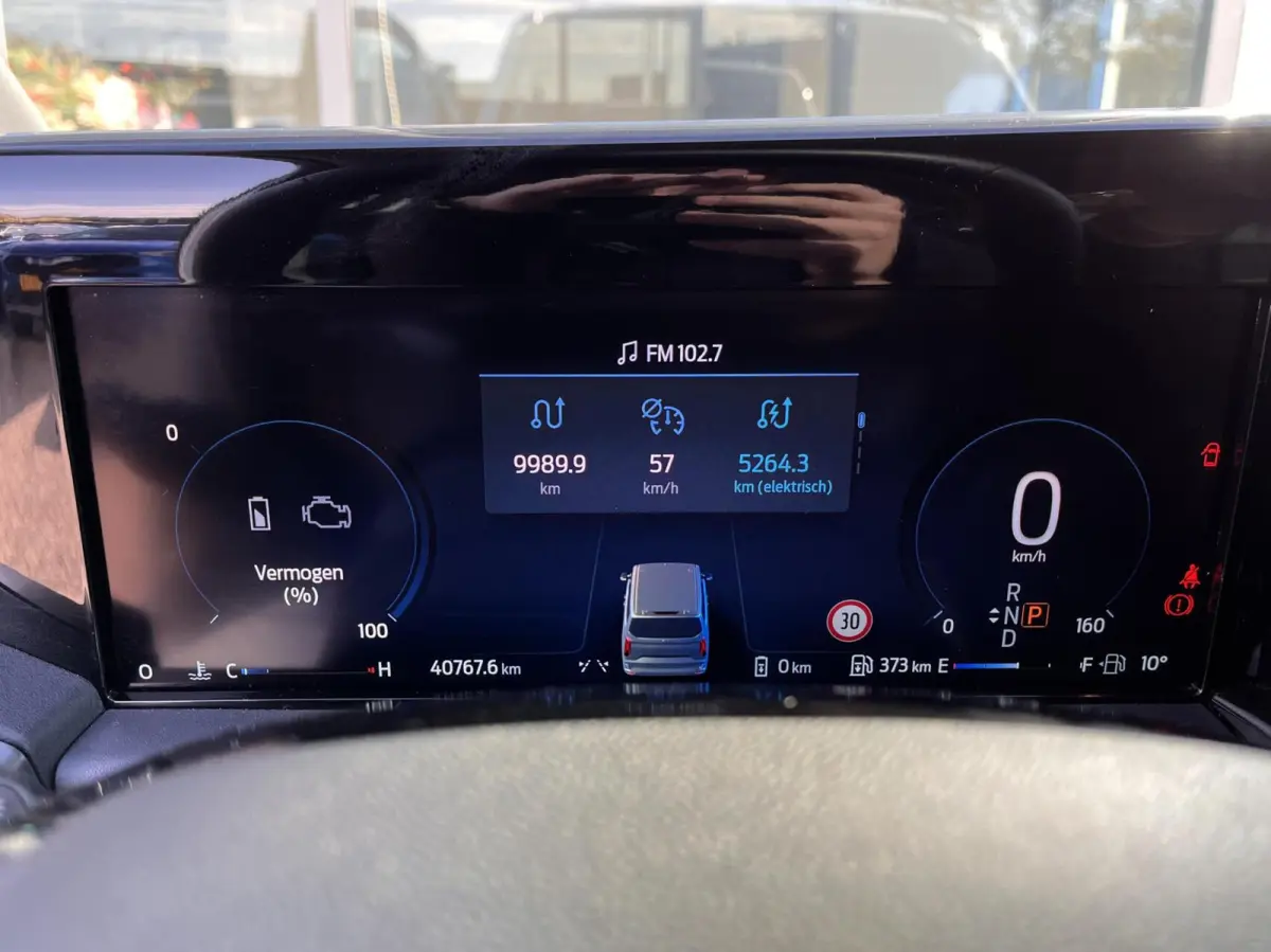 340 2.5 PHEV L2H1 Titanium X