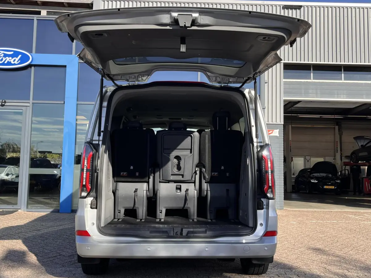 340 2.5 PHEV L2H1 Titanium X