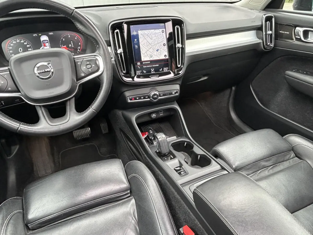 2.0 D4 AUTOMAAT 191pk AWD Intro Edition TREKHAAK (2100KG) I PANO DAK I HARMAN/KARDON