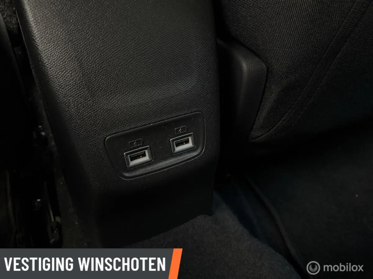 EV Active Pack 50 kWh | 360KM WLTP | Clima | Navi | Apple Carplay/Android Auto |