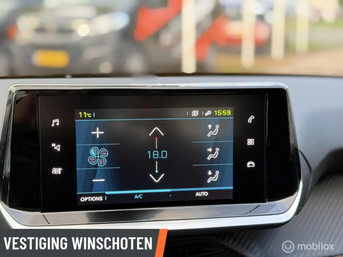 EV Active Pack 50 kWh | 360KM WLTP | Clima | Navi | Apple Carplay/Android Auto |