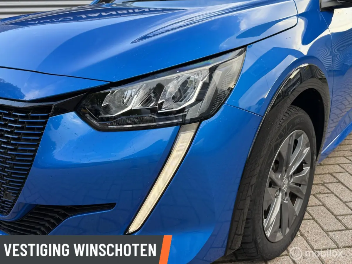 EV Active Pack 50 kWh | 360KM WLTP | Clima | Navi | Apple Carplay/Android Auto |