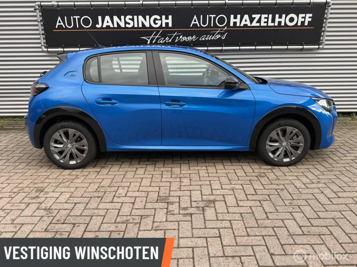 EV Active Pack 50 kWh | 360KM WLTP | Clima | Navi | Apple Carplay/Android Auto |