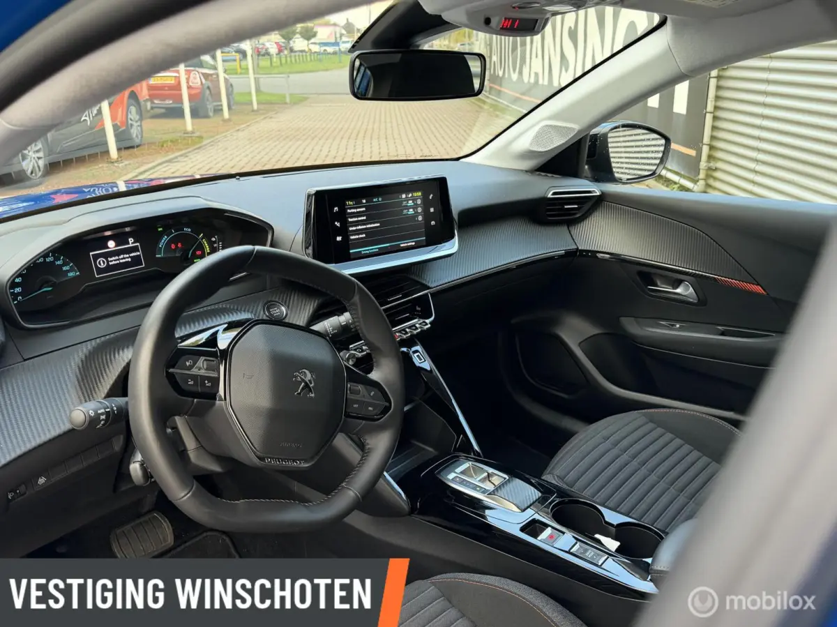 EV Active Pack 50 kWh | 360KM WLTP | Clima | Navi | Apple Carplay/Android Auto |