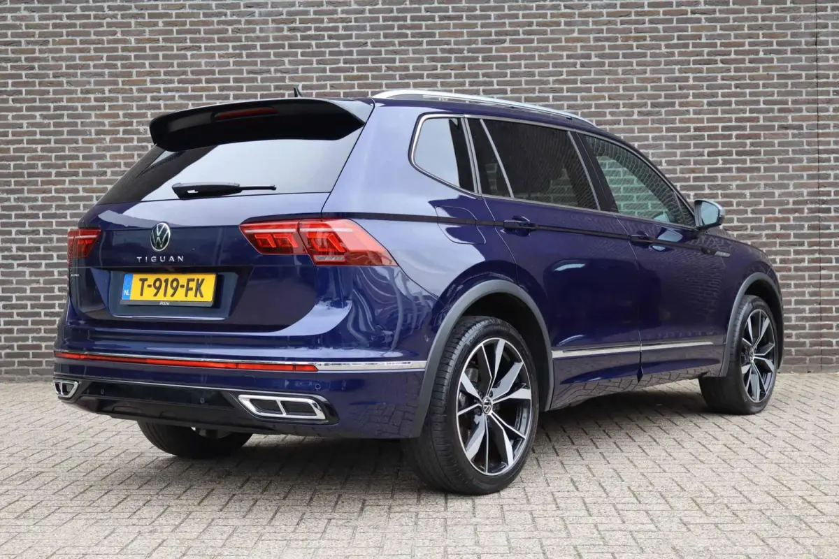 1.5 TSI 150pk DSG R-Line Business+ | Panoramadak | Trekhaak Wegklapbaar | Stoel/Stuurverwarming | Achteruitrijcamera