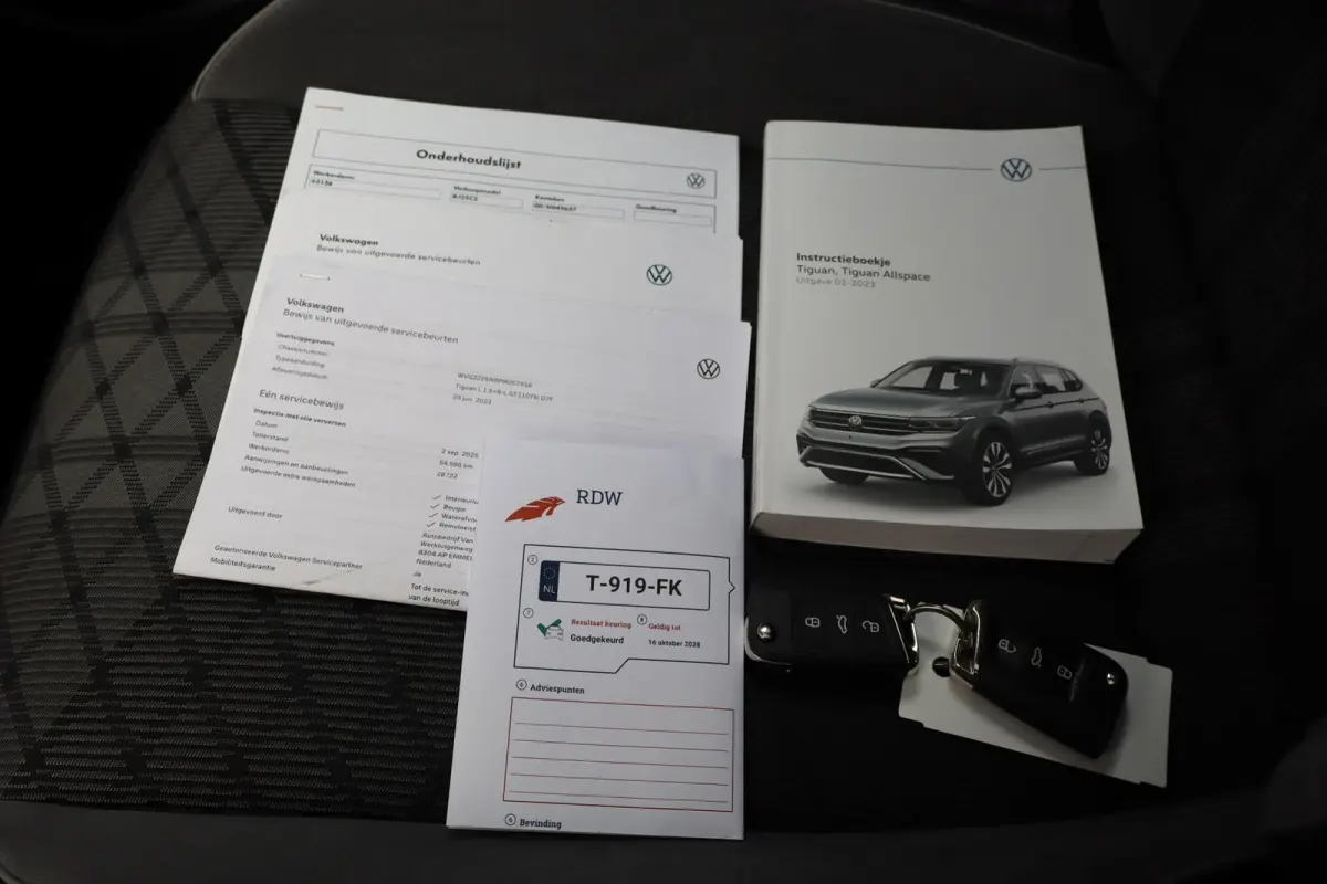 1.5 TSI 150pk DSG R-Line Business+ | Panoramadak | Trekhaak Wegklapbaar | Stoel/Stuurverwarming | Achteruitrijcamera
