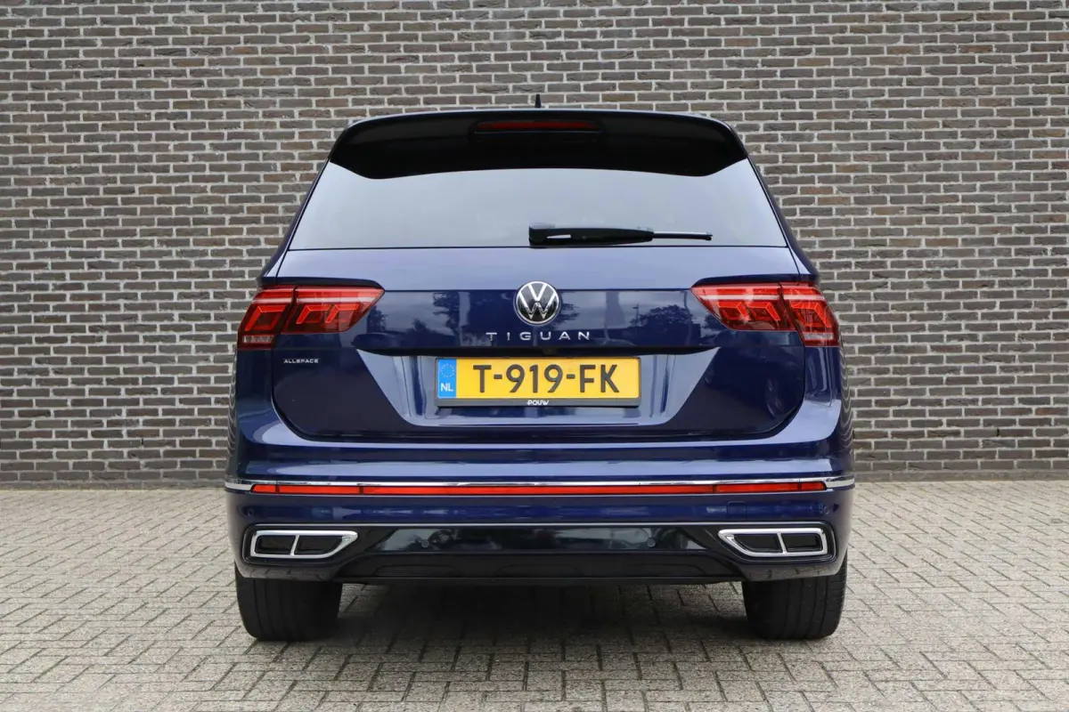1.5 TSI 150pk DSG R-Line Business+ | Panoramadak | Trekhaak Wegklapbaar | Stoel/Stuurverwarming | Achteruitrijcamera
