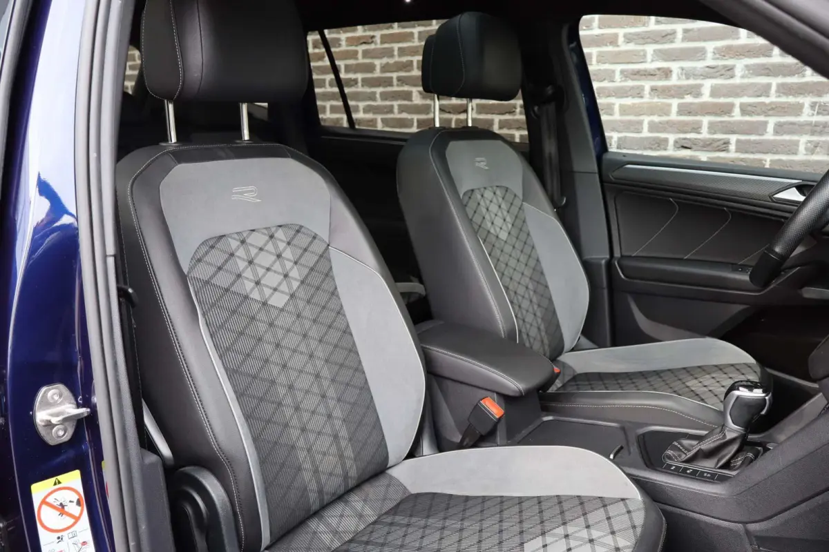 1.5 TSI 150pk DSG R-Line Business+ | Panoramadak | Trekhaak Wegklapbaar | Stoel/Stuurverwarming | Achteruitrijcamera