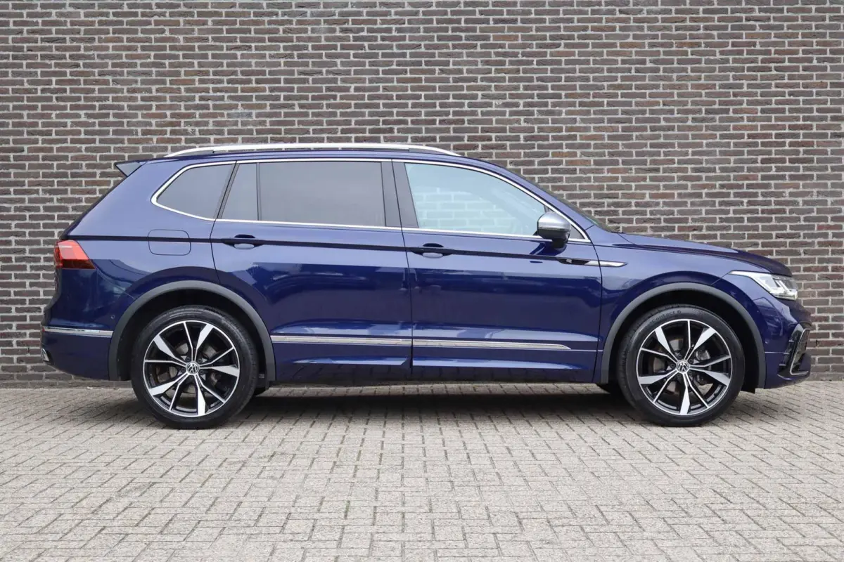 1.5 TSI 150pk DSG R-Line Business+ | Panoramadak | Trekhaak Wegklapbaar | Stoel/Stuurverwarming | Achteruitrijcamera