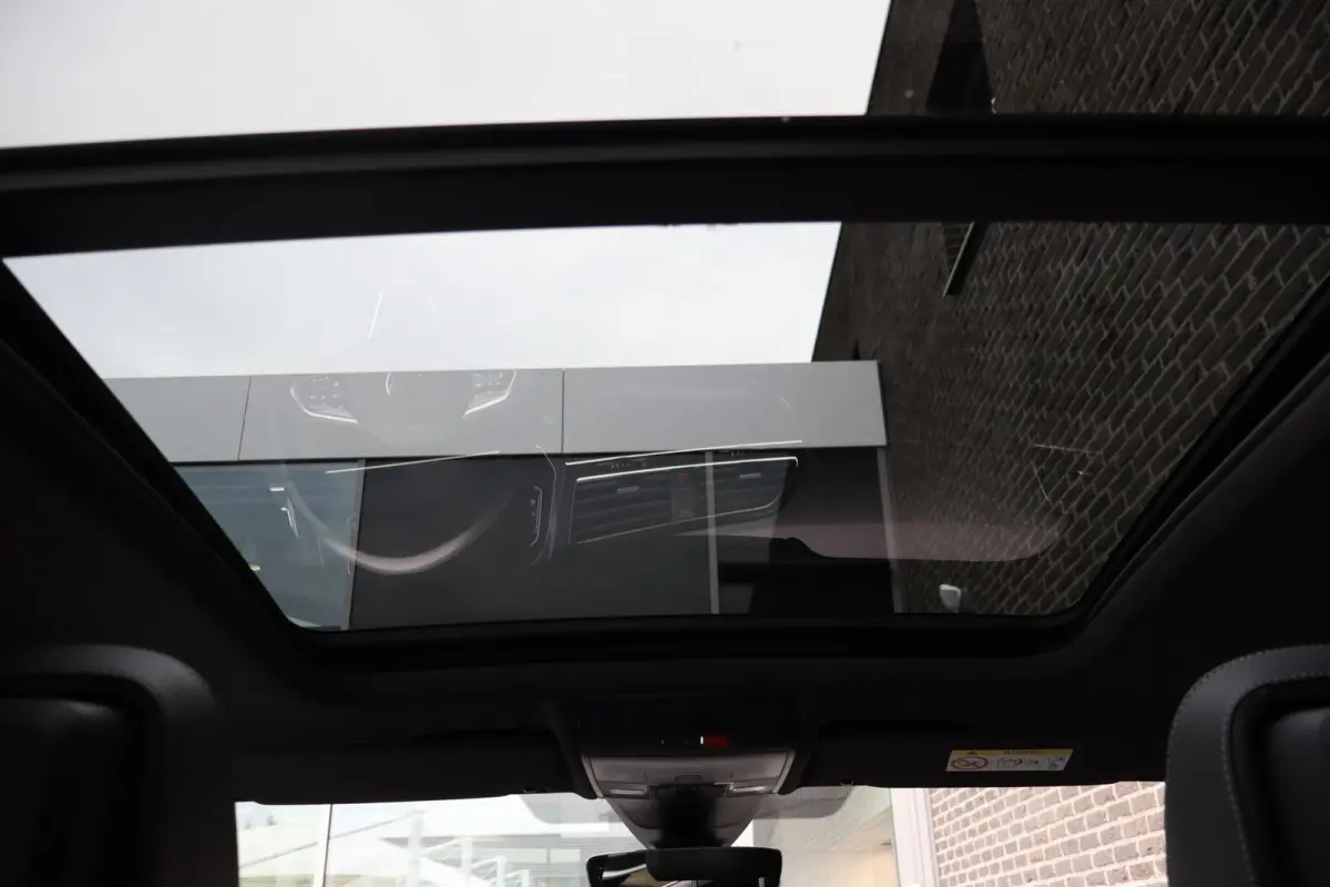 1.5 TSI 150pk DSG R-Line Business+ | Panoramadak | Trekhaak Wegklapbaar | Stoel/Stuurverwarming | Achteruitrijcamera