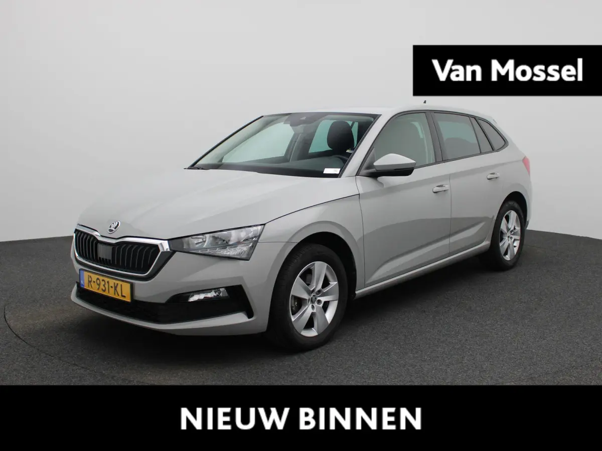 1.0 TSI Ambition | Climate Control | Apple Carplay / Android Auto | Lichtmetalen Velgen |