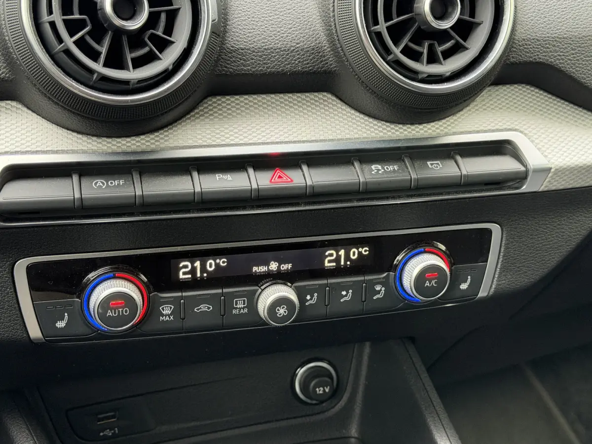 35 TFSI Business Edition Camera | App Connect