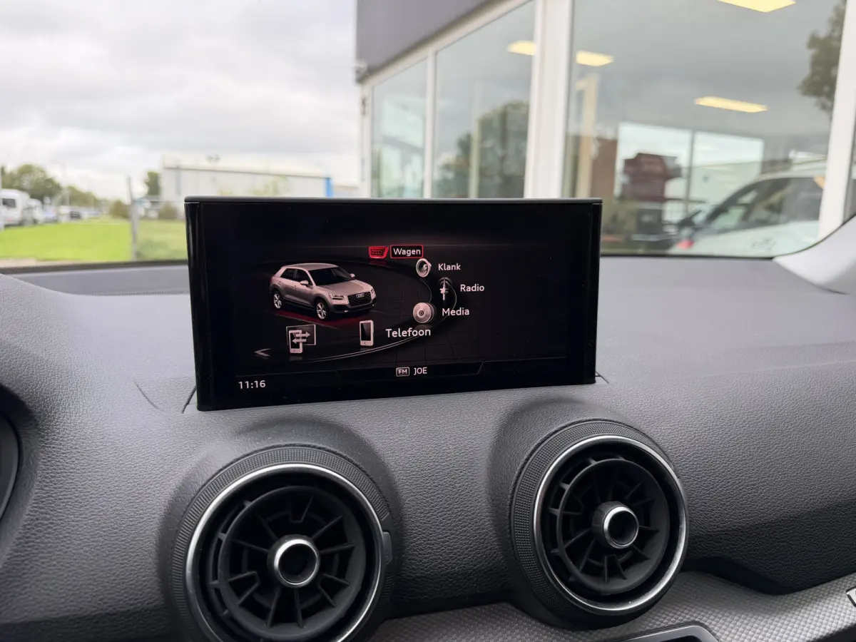 35 TFSI Business Edition Camera | App Connect