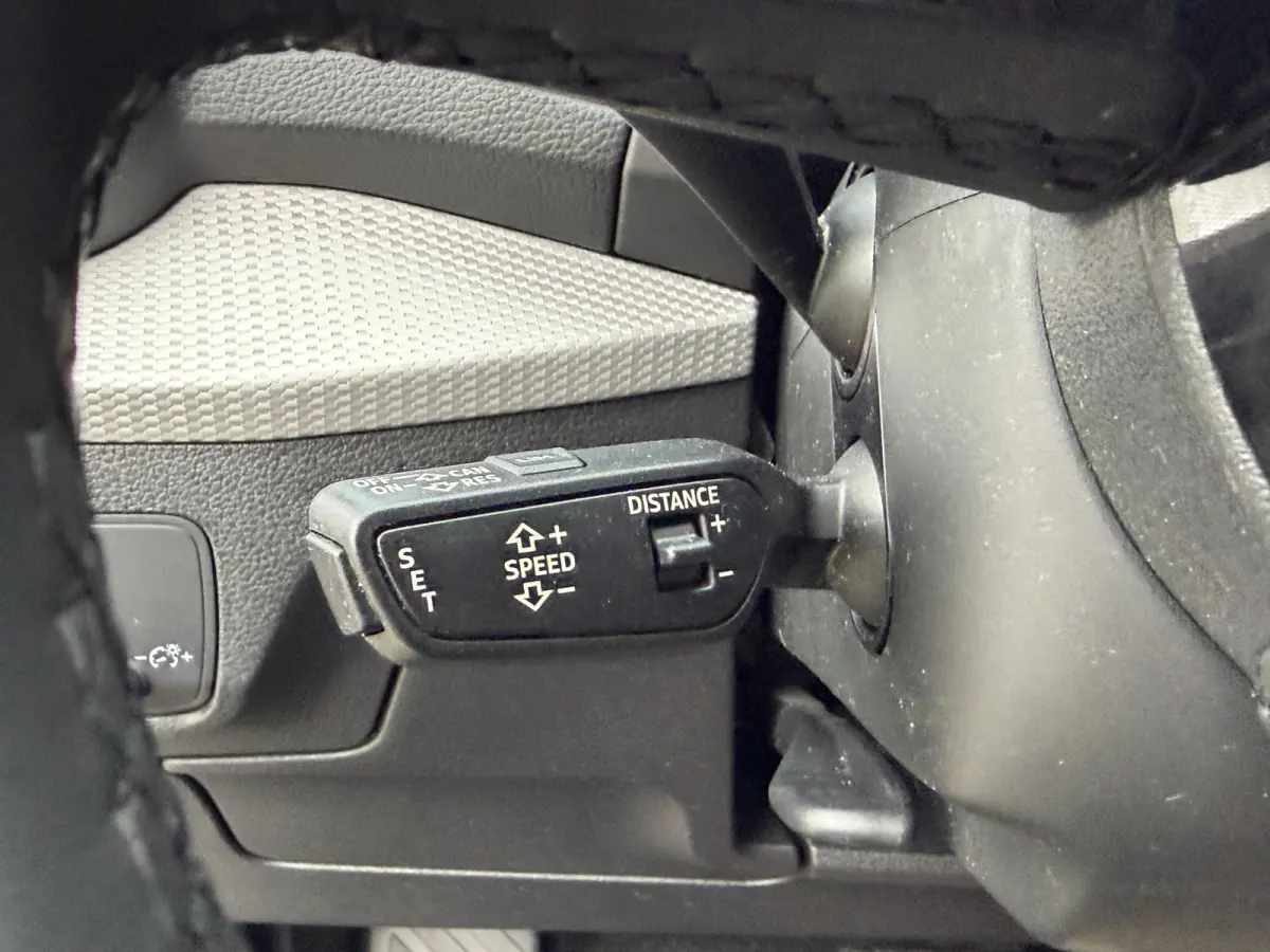 35 TFSI Business Edition Camera | App Connect