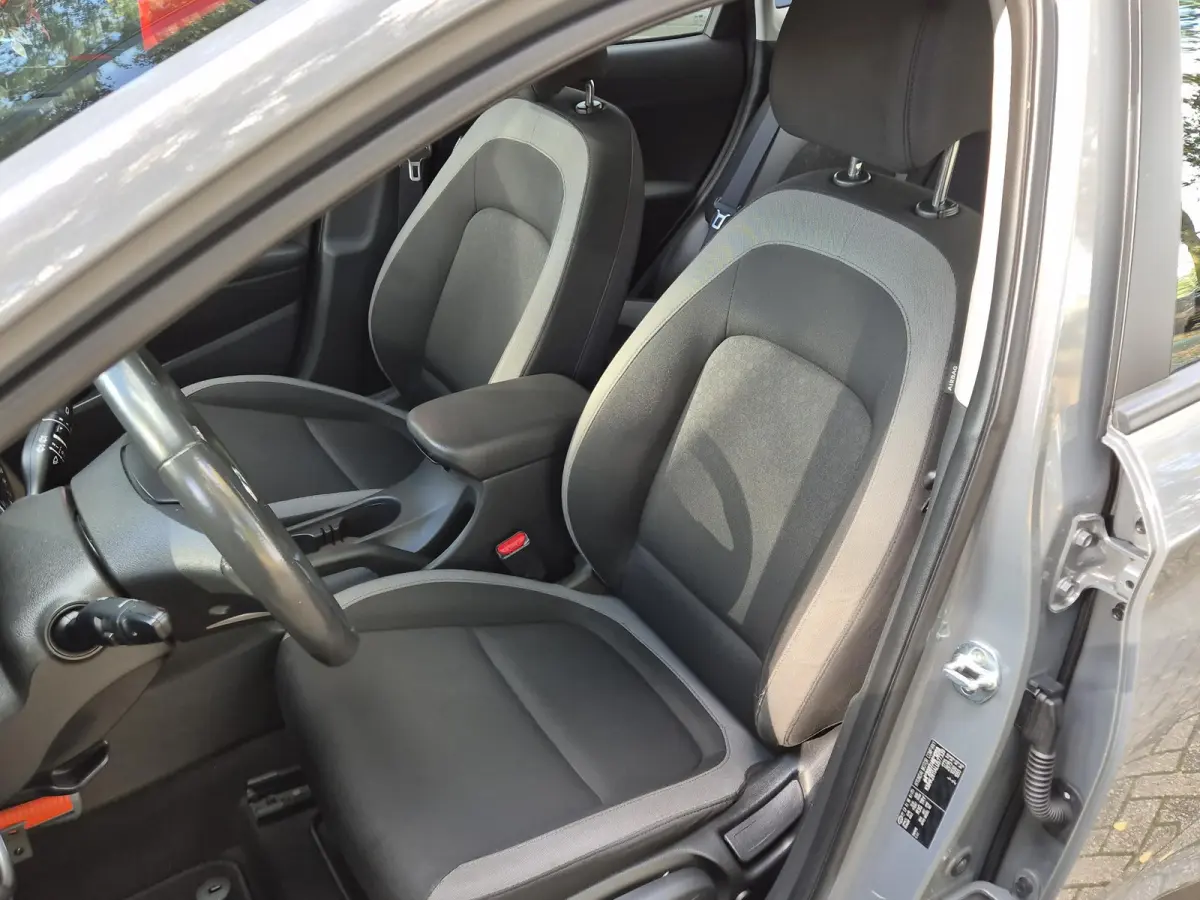 1.0 T-GDI Comfort | Navigatie via Apple carplay / Android | Trekhaak | Climate Control | Cruise Control | Licht metalen velgen