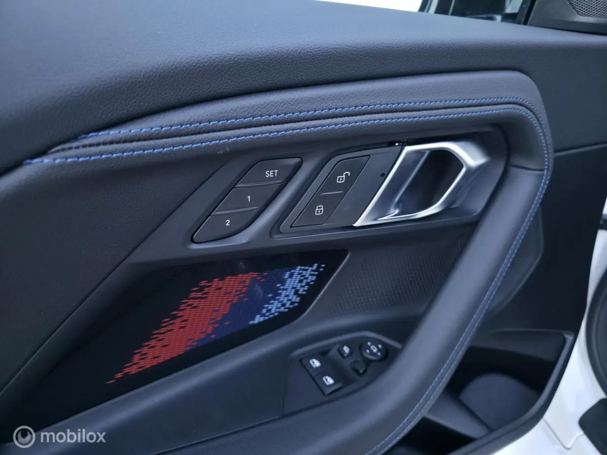 M2 / Carbon / HK Audio / Carplay / HUD