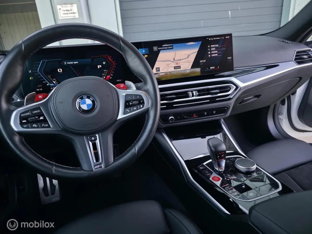 M2 / Carbon / HK Audio / Carplay / HUD