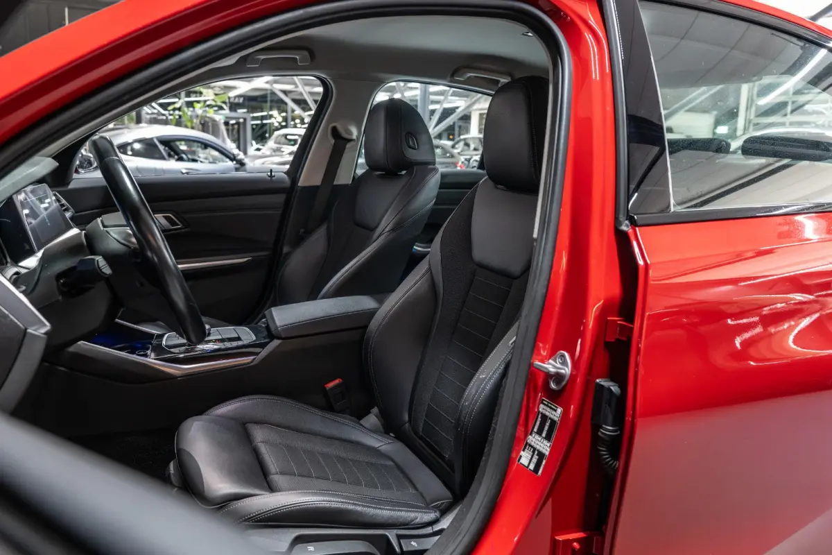 330i Sportstoelen | Dealer Onderhouden