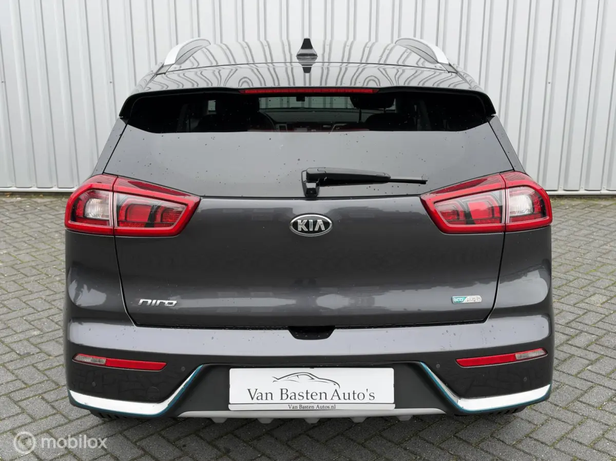 1.6 GDi PHEV Dynamic | ACC | Camera | JBL | Leder | Plug-in Hybride | Memory | LED | Trekhaak | Volledige KIA historie |