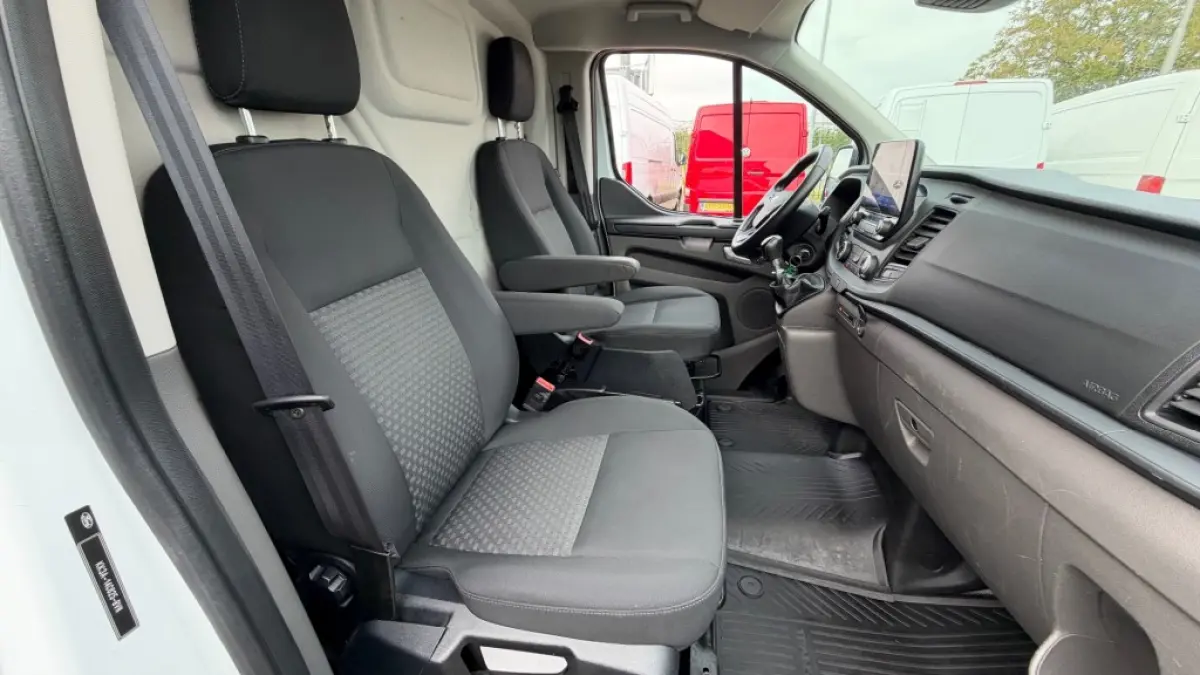 2.0 TDCI 96KW 131PK L2H1 MHEV EURO 6 CAMERA/ AIRCO/ CRUISE CONTROL/ TREKHAAK/ 100% DEALERONDERHOUDEN
