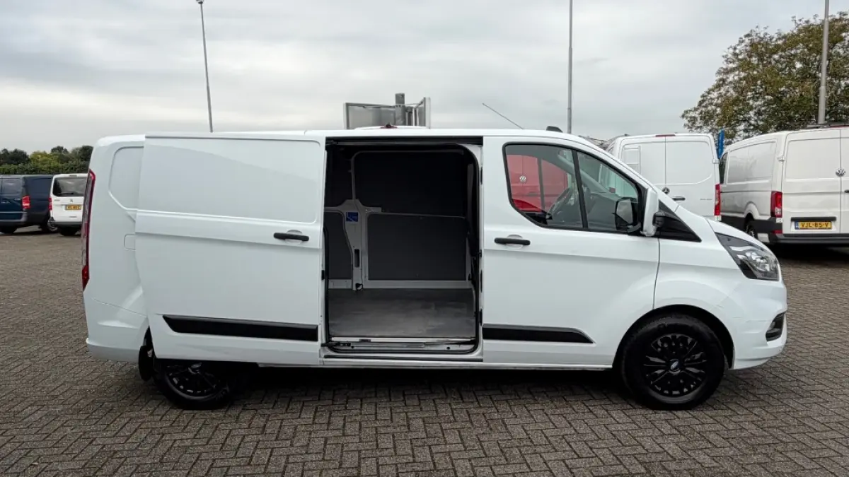 2.0 TDCI 96KW 131PK L2H1 MHEV EURO 6 CAMERA/ AIRCO/ CRUISE CONTROL/ TREKHAAK/ 100% DEALERONDERHOUDEN