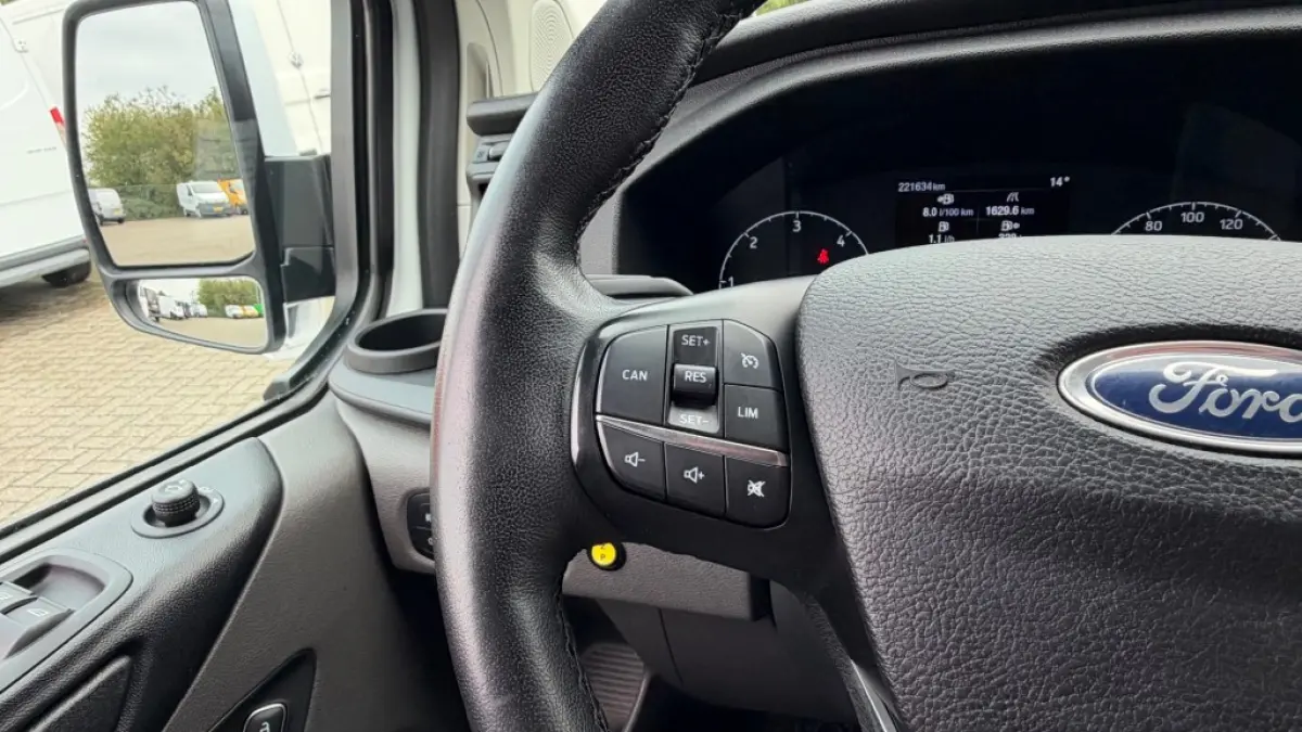 2.0 TDCI 96KW 131PK L2H1 MHEV EURO 6 CAMERA/ AIRCO/ CRUISE CONTROL/ TREKHAAK/ 100% DEALERONDERHOUDEN