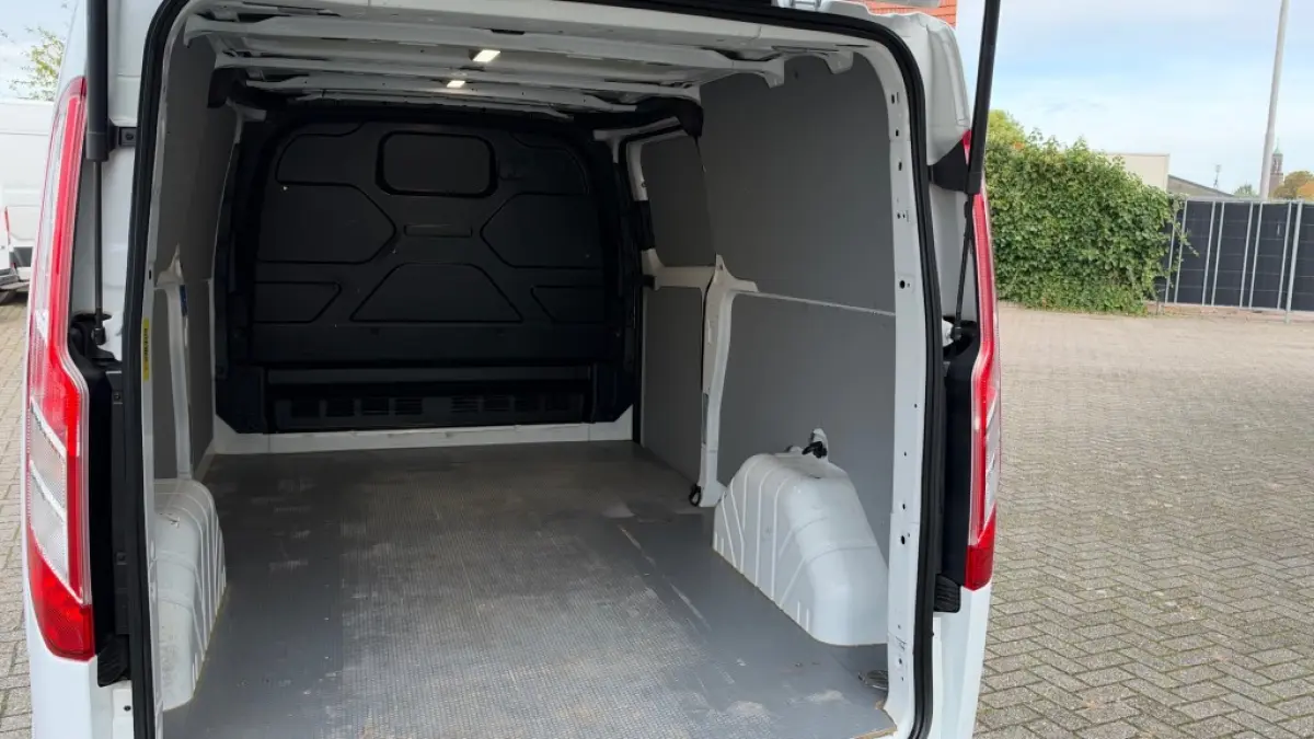 2.0 TDCI 96KW 131PK L2H1 MHEV EURO 6 CAMERA/ AIRCO/ CRUISE CONTROL/ TREKHAAK/ 100% DEALERONDERHOUDEN