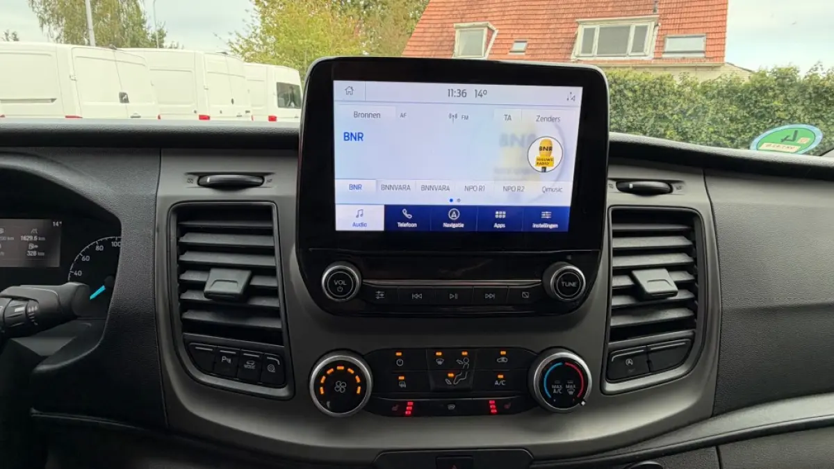 2.0 TDCI 96KW 131PK L2H1 MHEV EURO 6 CAMERA/ AIRCO/ CRUISE CONTROL/ TREKHAAK/ 100% DEALERONDERHOUDEN