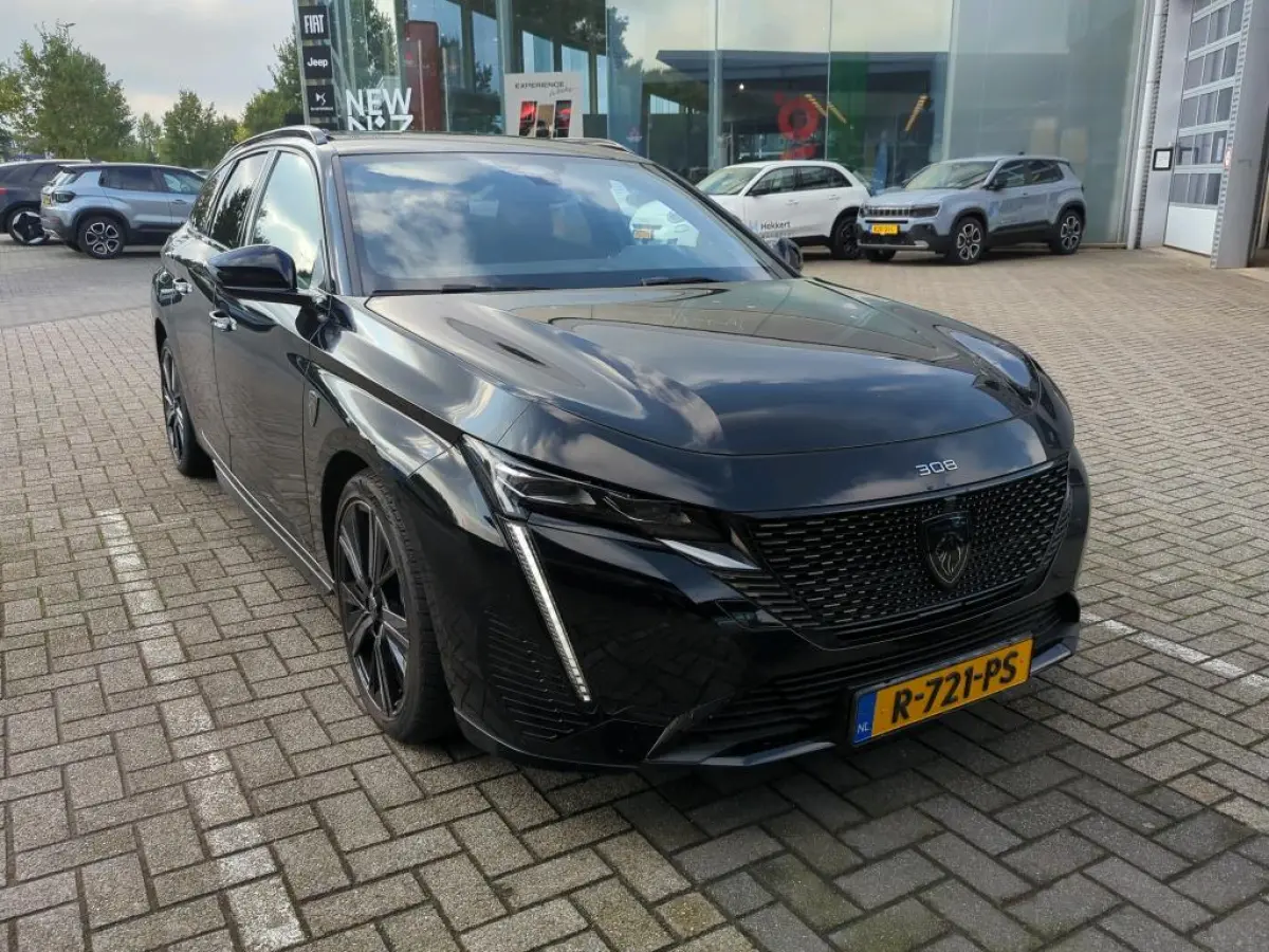 1.6 HYbrid 180 GT Pack Business | Navigatie | Alcantara | 360 Camera | Adaptive Cruise Control | !!
