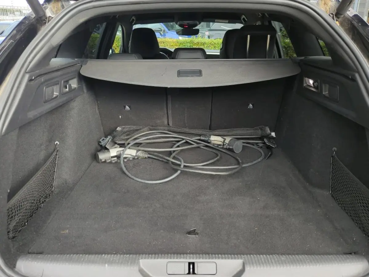 1.6 HYbrid 180 GT Pack Business | Navigatie | Alcantara | 360 Camera | Adaptive Cruise Control | !!