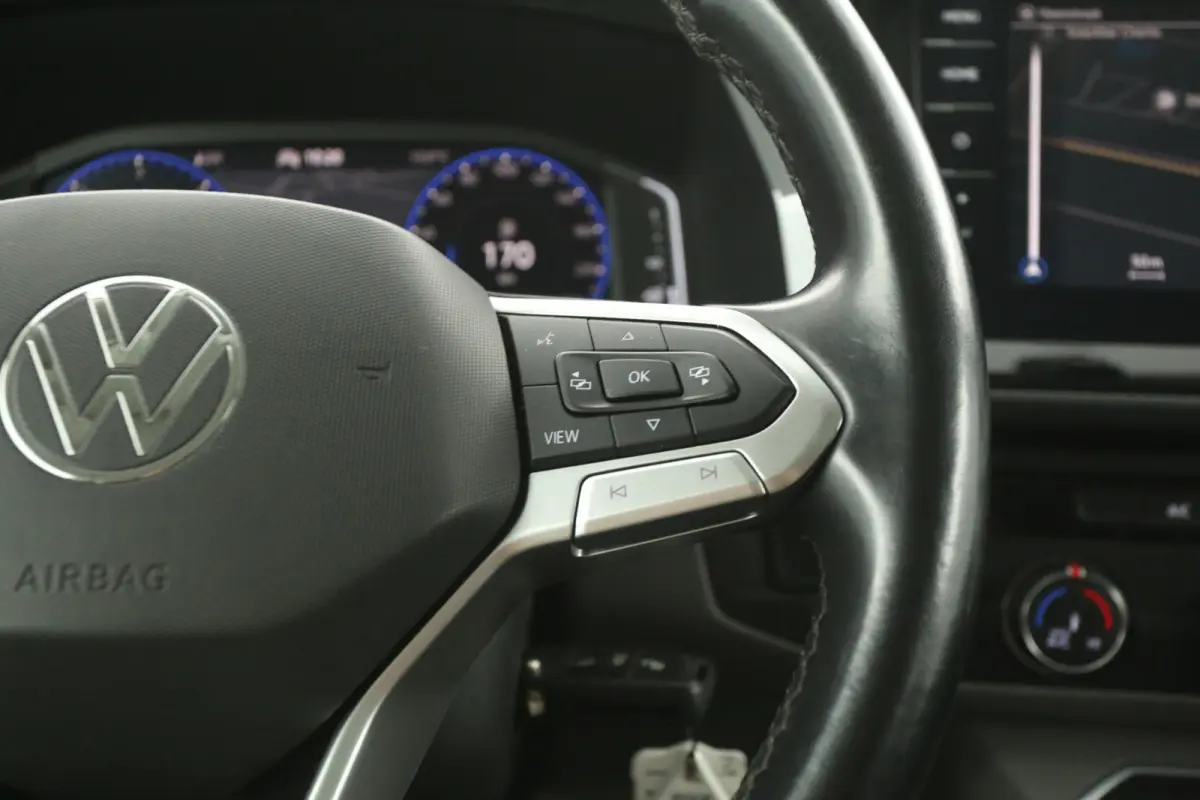 2.0 TDI BULLI 150PK L2H1 | Automaat | Dubbele Cabine | Airco | Cruise | Virtual | Camera | Carplay | Trekhaak