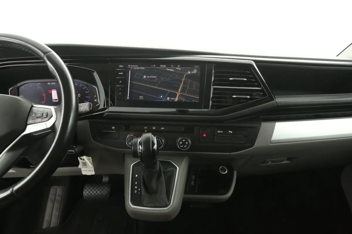 2.0 TDI BULLI 150PK L2H1 | Automaat | Dubbele Cabine | Airco | Cruise | Virtual | Camera | Carplay | Trekhaak