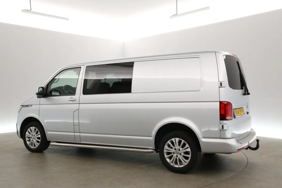 2.0 TDI BULLI 150PK L2H1 | Automaat | Dubbele Cabine | Airco | Cruise | Virtual | Camera | Carplay | Trekhaak