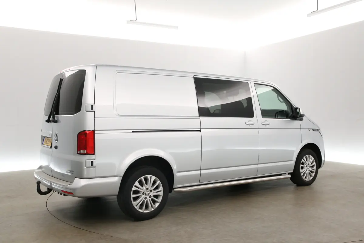 2.0 TDI BULLI 150PK L2H1 | Automaat | Dubbele Cabine | Airco | Cruise | Virtual | Camera | Carplay | Trekhaak