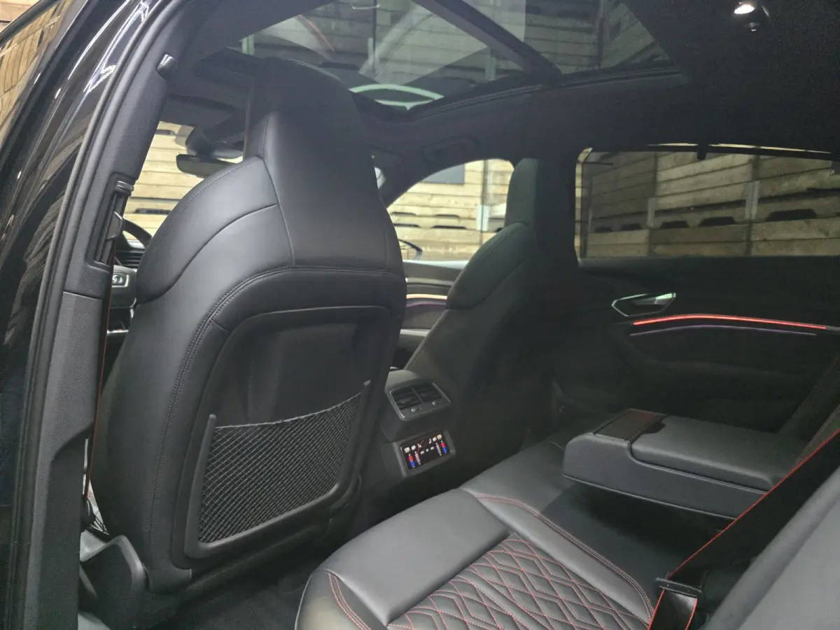 50 quattro S Edition 95 kWh Pano Leder HUD 360 B&O ACC 21"LM