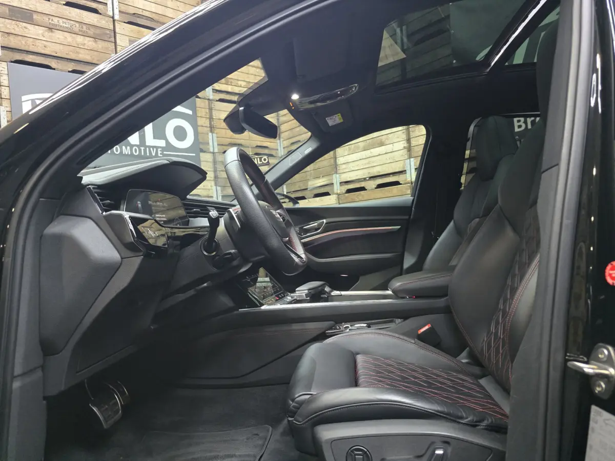 50 quattro S Edition 95 kWh Pano Leder HUD 360 B&O ACC 21"LM