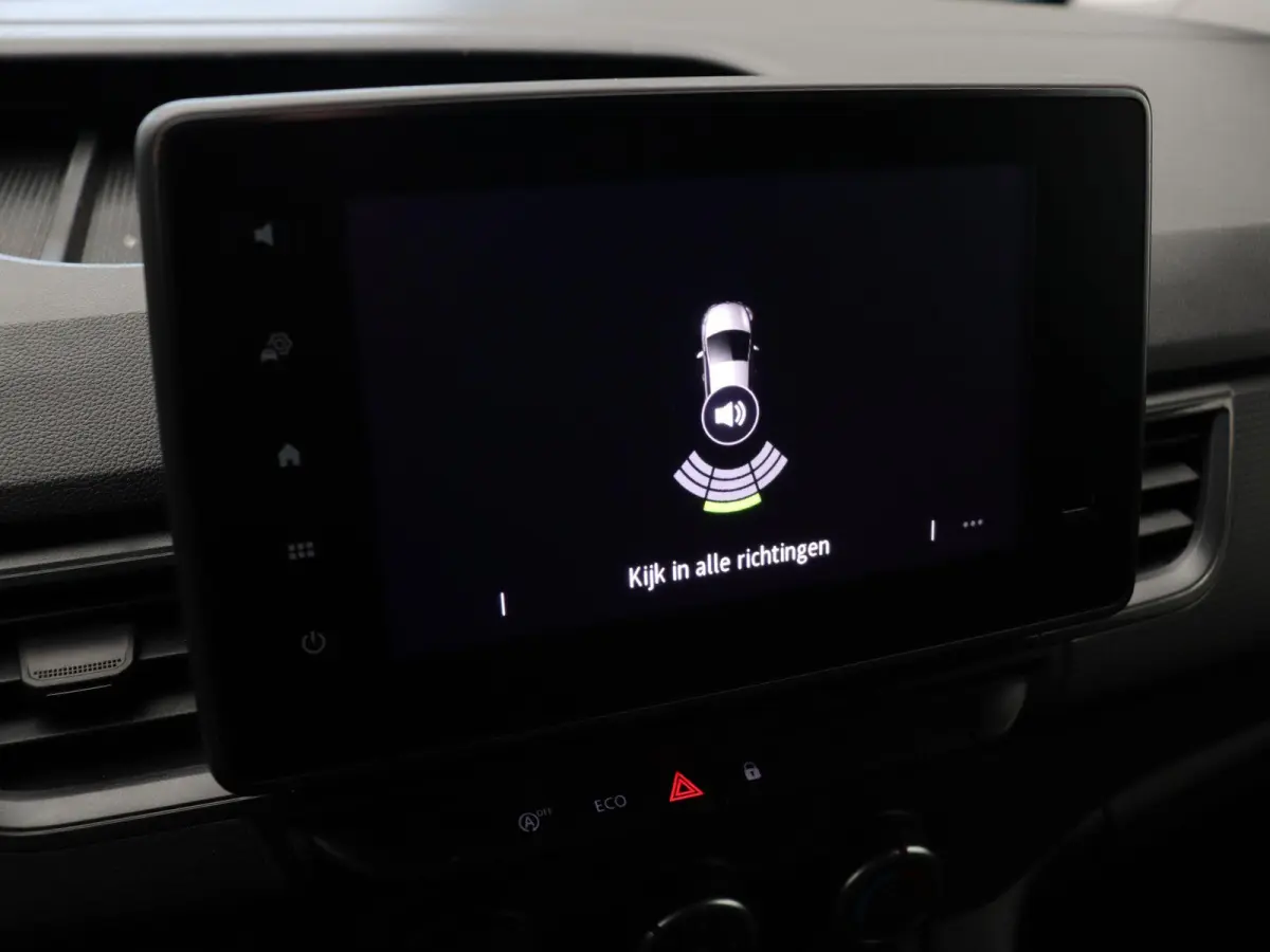 1.5 Blue dCi 95 Comfort L1 | Trekhaak | Apple Carplay Android Auto | Airco | Laadruimtebetimmering |