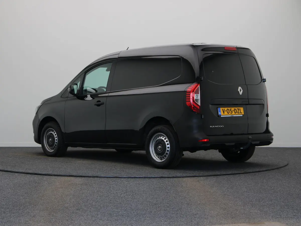 1.5 Blue dCi 95 Comfort L1 | Trekhaak | Apple Carplay Android Auto | Airco | Laadruimtebetimmering |