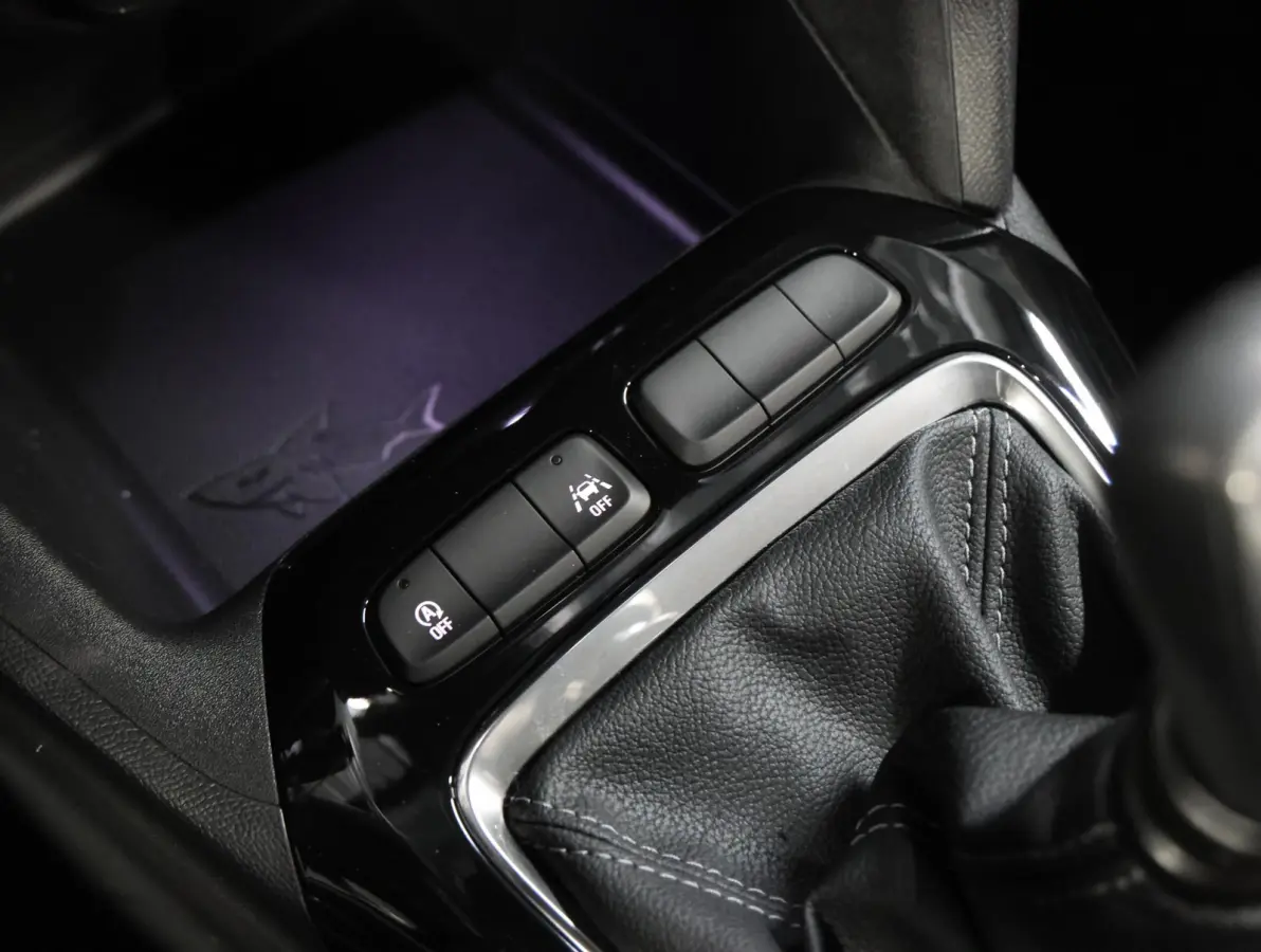 1.2 Turbo Edition | Apple Carplay/ Android Auto | Cruise Control | Airco | Parkeersensoren | Lichtsensor |