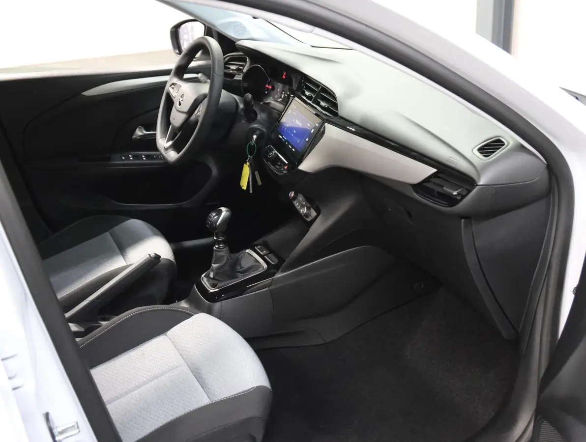 1.2 Turbo Edition | Apple Carplay/ Android Auto | Cruise Control | Airco | Parkeersensoren | Lichtsensor |