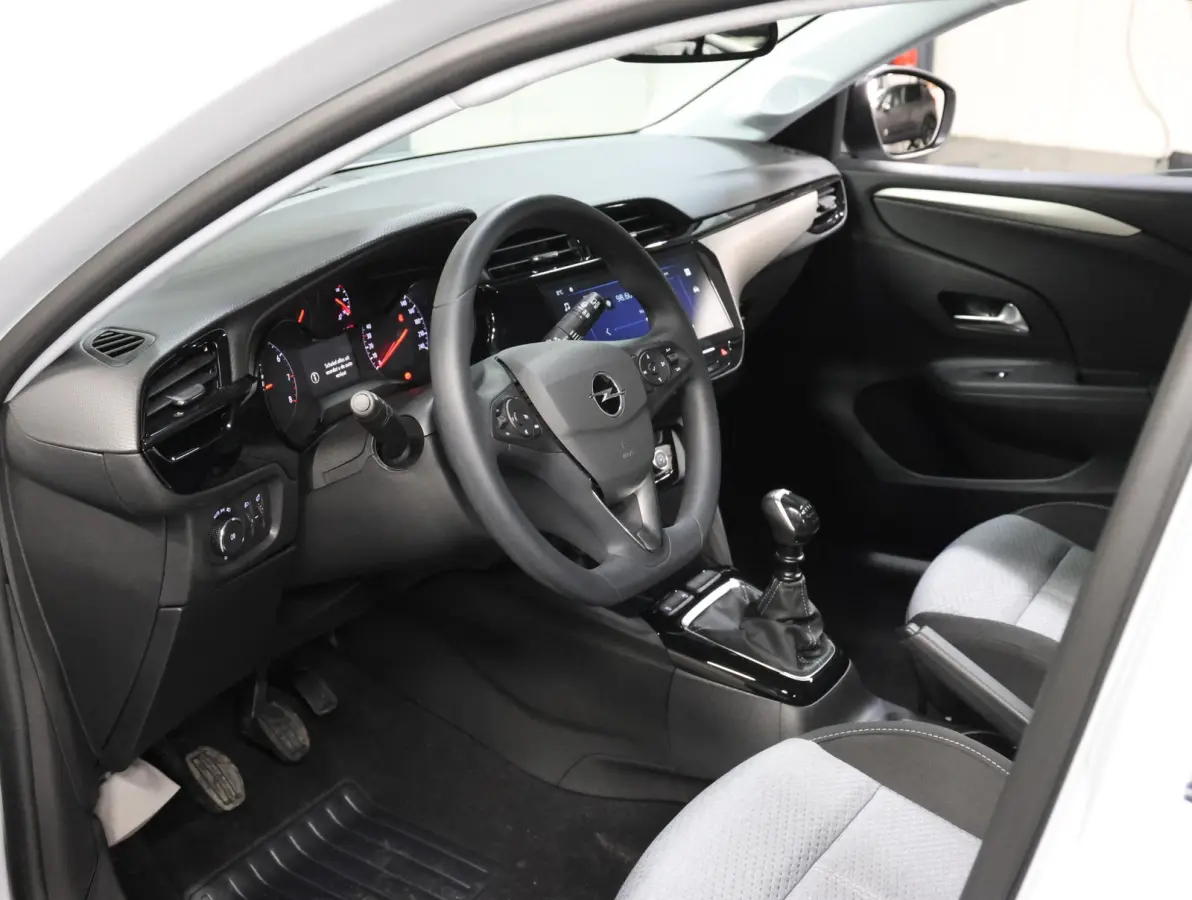 1.2 Turbo Edition | Apple Carplay/ Android Auto | Cruise Control | Airco | Parkeersensoren | Lichtsensor |