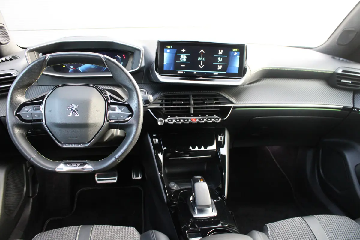 EV GT 50 kWh | Fase 3 laden | Navigatie | Camera | NL auto | 49.500km | Full LED | 1e Eigenaar |