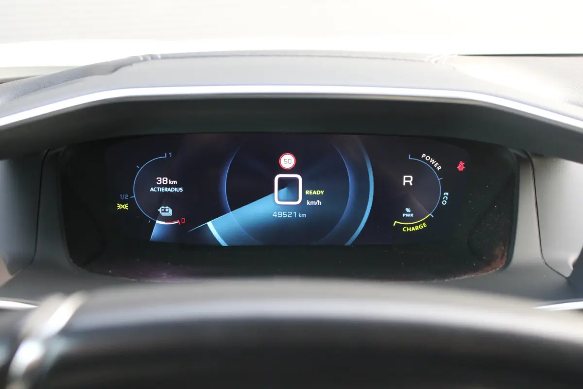 EV GT 50 kWh | Fase 3 laden | Navigatie | Camera | NL auto | 49.500km | Full LED | 1e Eigenaar |