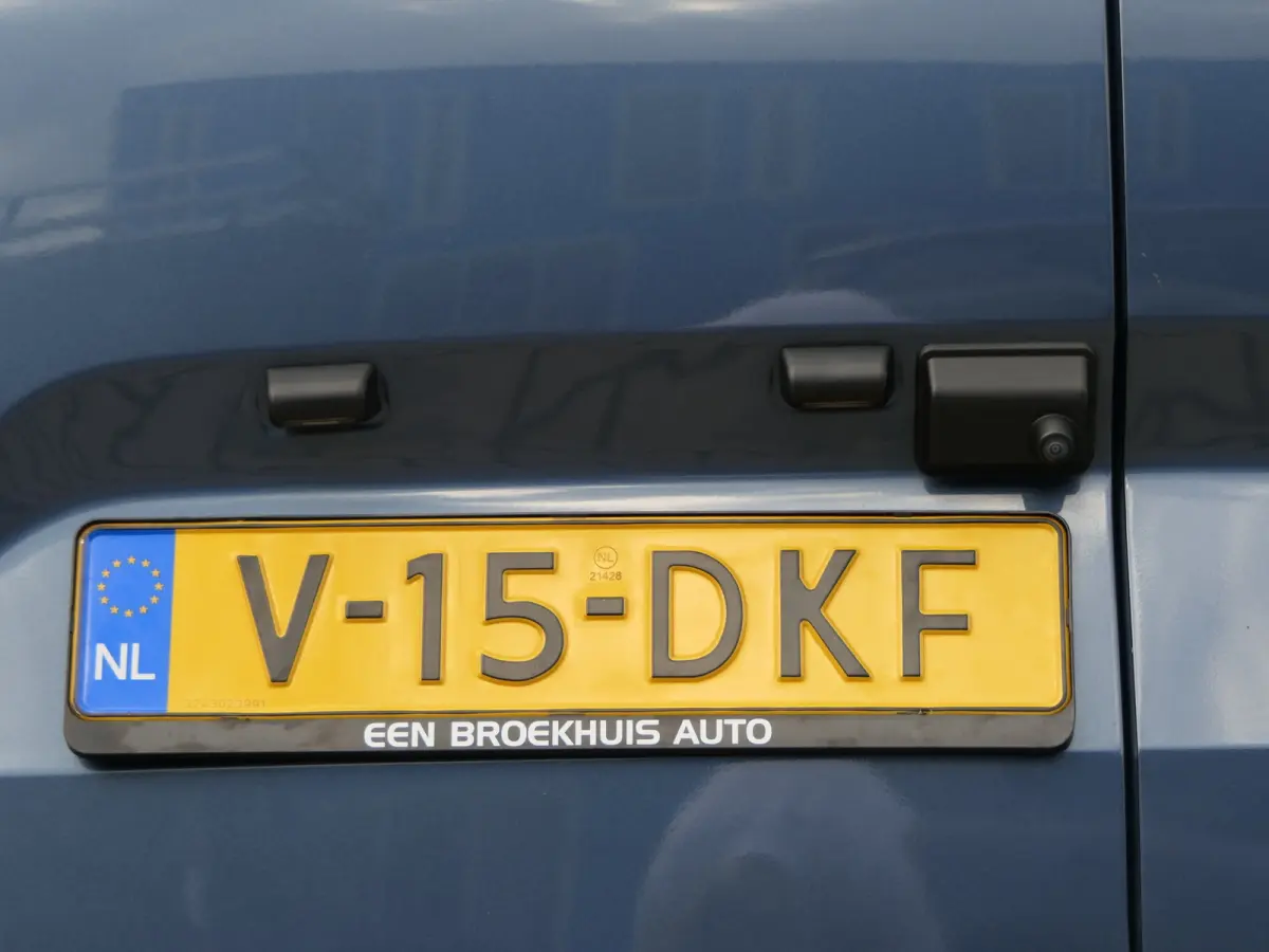 300 2.0 TDCI L2H1 Limited | Lichtmetalen Velgen | Camera | Verwarmde Voorruit | Stoelverwarming | CarPlay/Android Auto