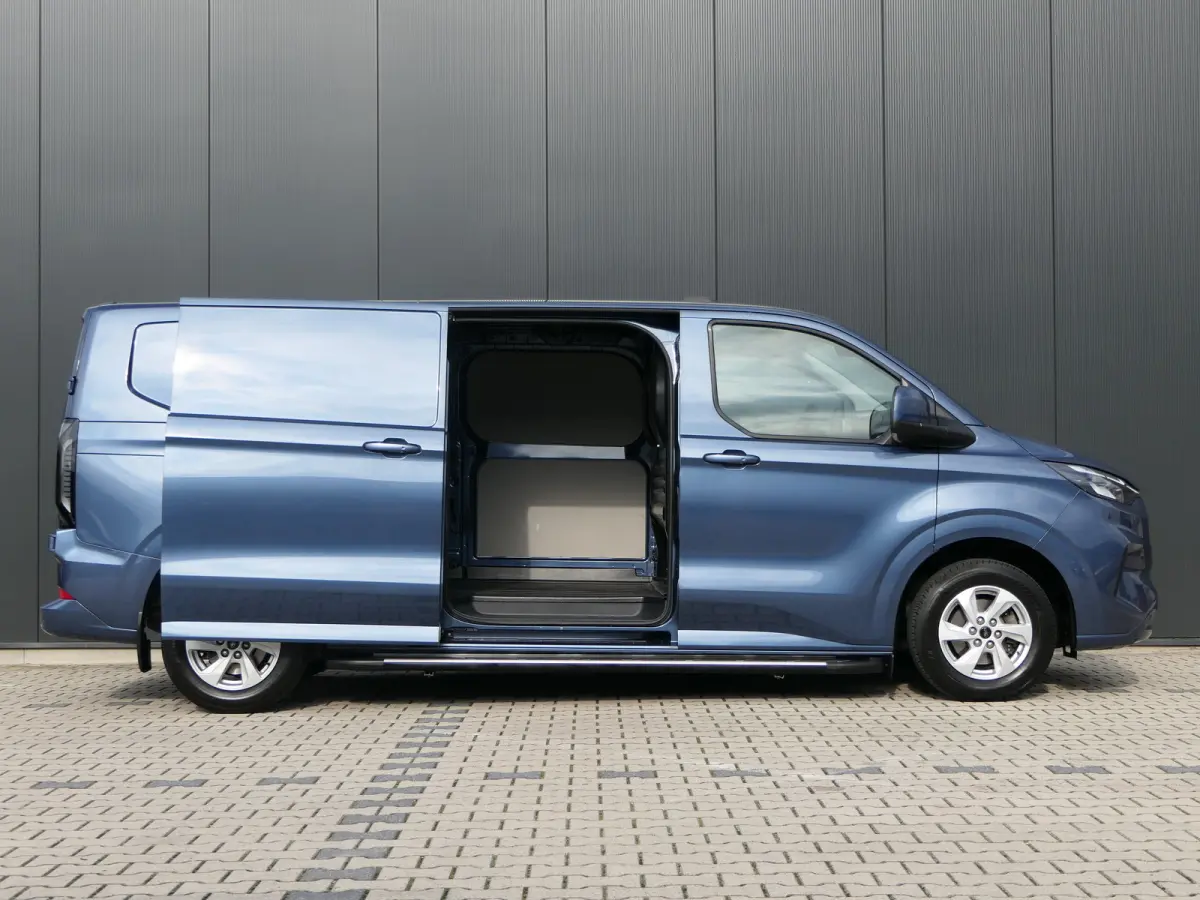 300 2.0 TDCI L2H1 Limited | Lichtmetalen Velgen | Camera | Verwarmde Voorruit | Stoelverwarming | CarPlay/Android Auto