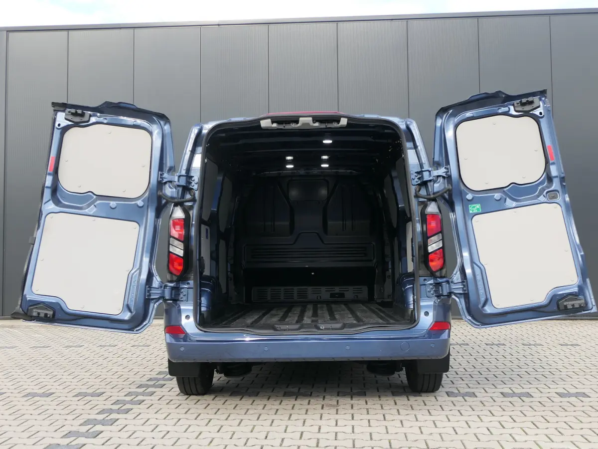 300 2.0 TDCI L2H1 Limited | Lichtmetalen Velgen | Camera | Verwarmde Voorruit | Stoelverwarming | CarPlay/Android Auto