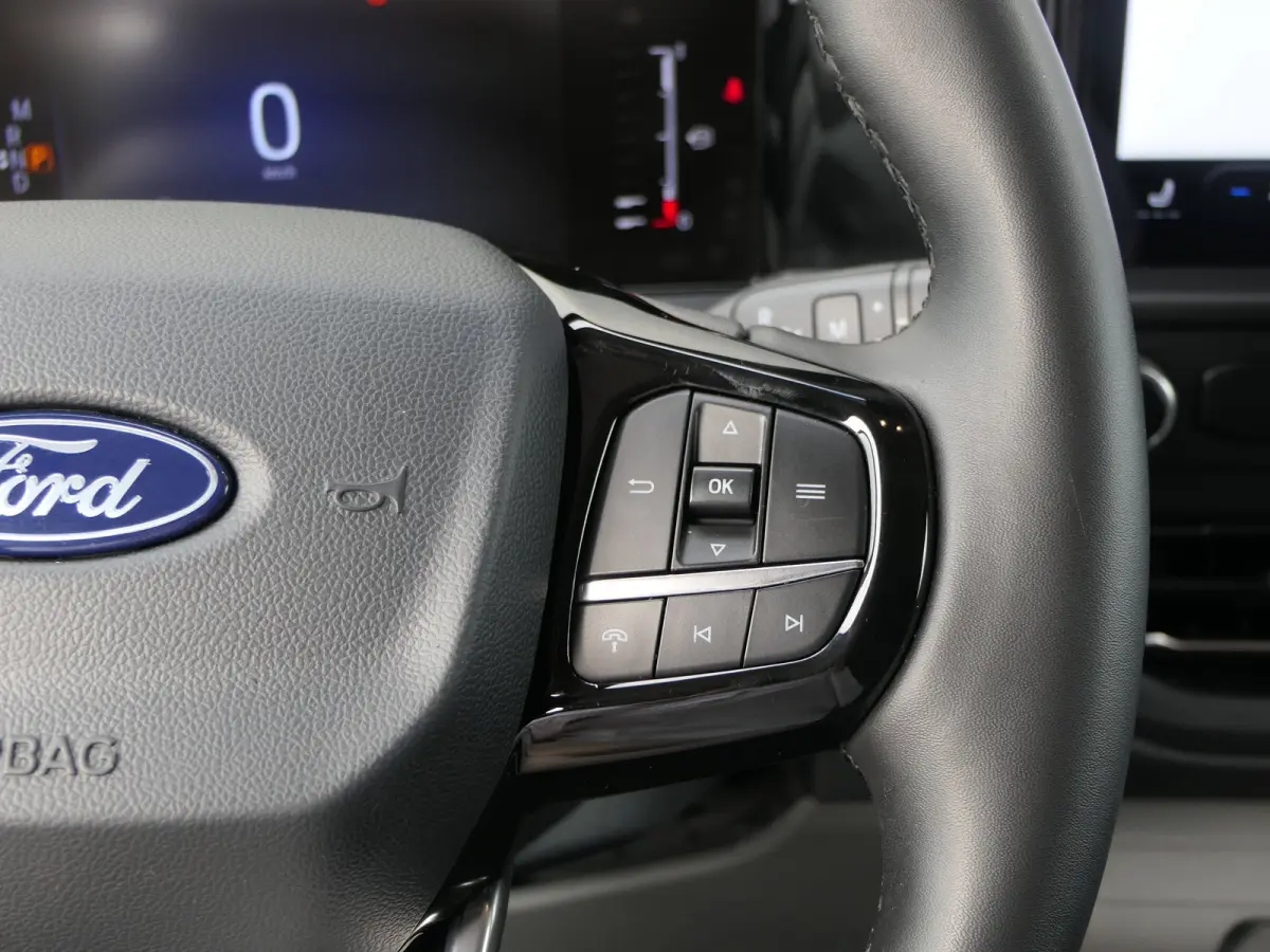 300 2.0 TDCI L2H1 Limited | Lichtmetalen Velgen | Camera | Verwarmde Voorruit | Stoelverwarming | CarPlay/Android Auto