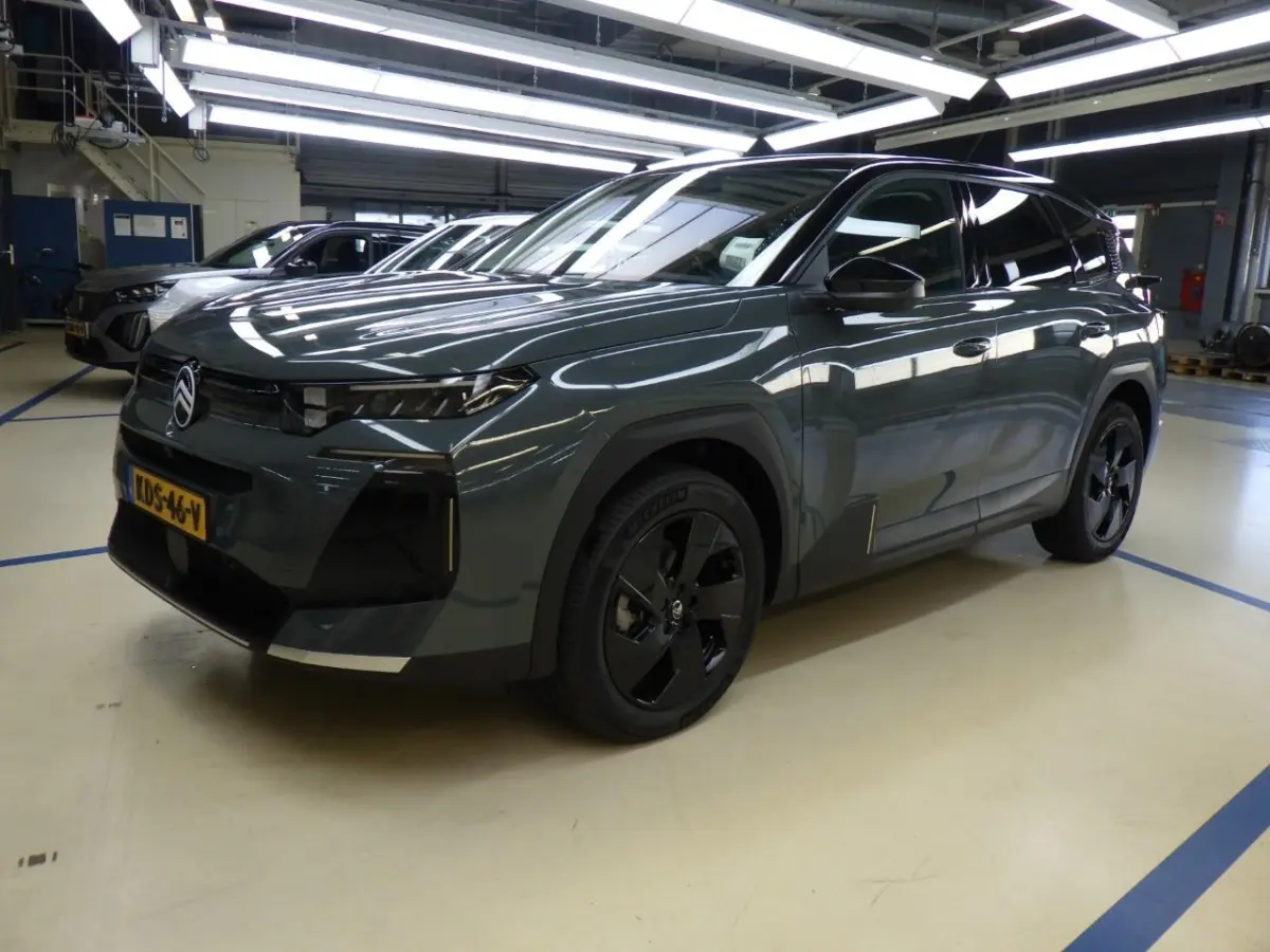 1.2 Hybrid 145 Business Tot 8 Jaar Garantie! | Navigatie | Achteruitrijcamera | Climate Control | HUD | !!